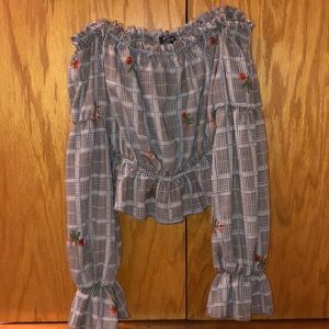 Ruffled Cropped Floral Top